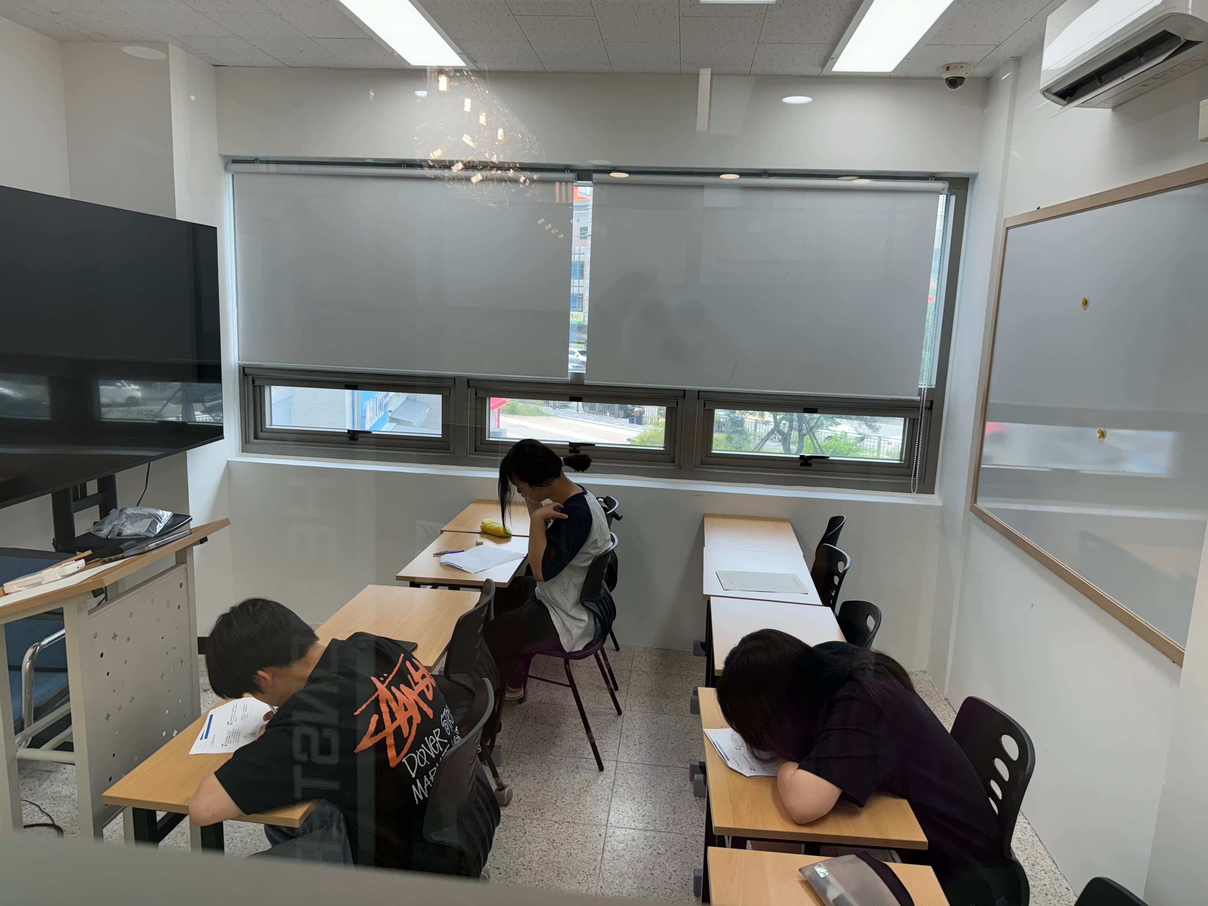 더몬스터학원 공간 5